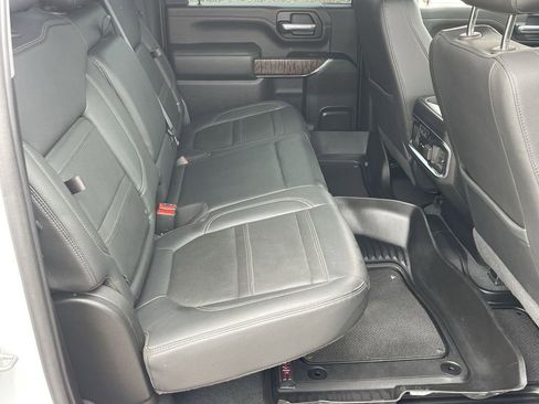 Used 2023 GMC Sierra 3500 Denali w/ Denali Ultimate Package image 27