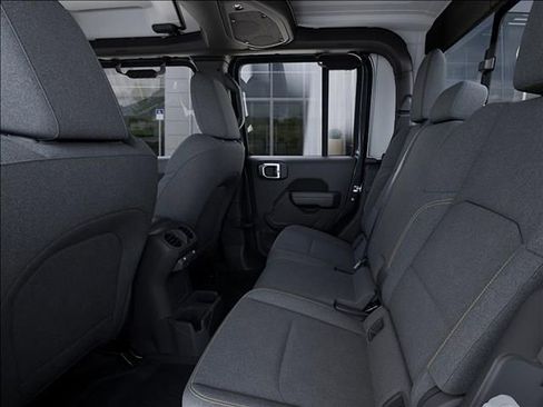 New 2026 Jeep Gladiator Sport AWD/4WD image 23