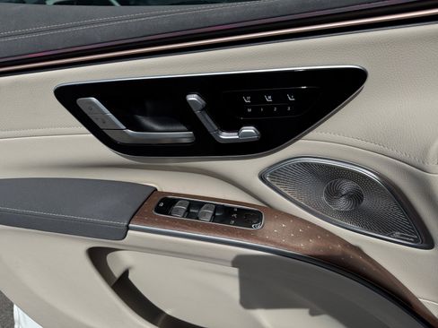 Certified 2023 Mercedes-Benz EQS 580 4MATIC SUV image 13