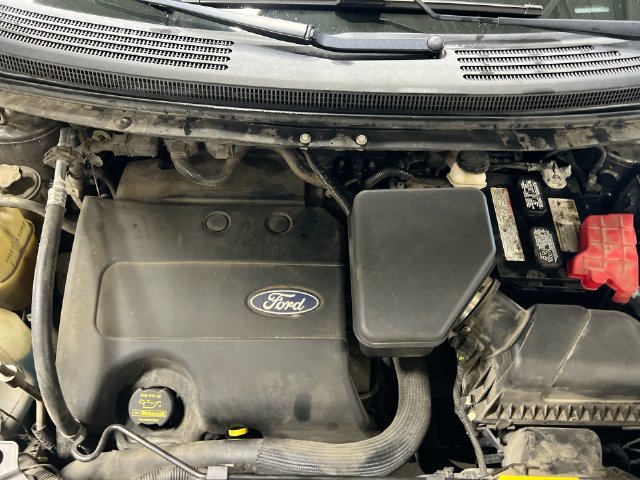Used 2013 Ford Edge SEL FWD image 21