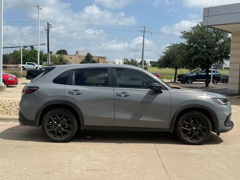 Certified 2023 Honda HR-V Sport image 7