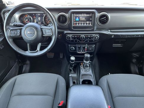 Used 2022 Jeep Wrangler Sport AWD/4WD image 2