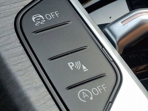 Used 2025 BMW 430i xDrive Coupe w/ M Sport Package image 23