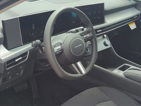 New 2025 Hyundai Sonata SEL image 3
