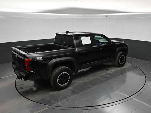 Used 2024 Toyota Tacoma TRD Off-Road w/ TRD Off Road Upgrade Package AWD/4WD image 35