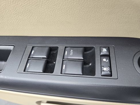 Used 2016 Jeep Patriot Sport w/ Power Value Group image 25