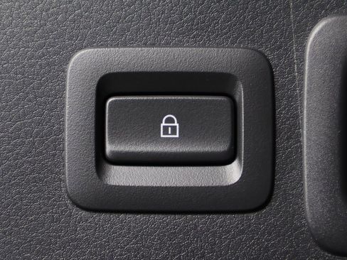 Used 2023 MAZDA CX-30 AWD 2.5 S w/ Preferred Package image 16