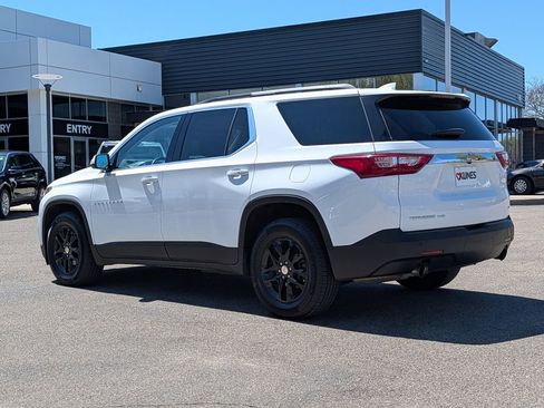 Used 2019 Chevrolet Traverse LT AWD/4WD image 7