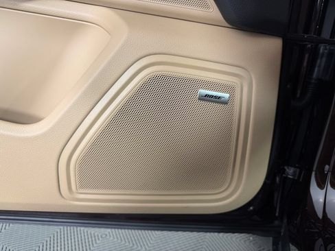 Certified 2026 Porsche Macan AWD/4WD image 22