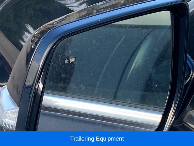 Used 2019 Chevrolet Traverse LT FWD image 4