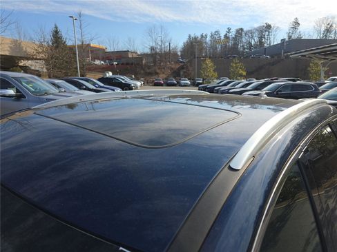 Used 2023 Buick Enclave Essence w/ Experience Buick Package image 12