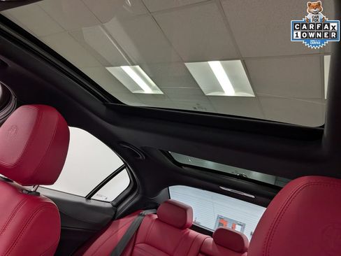 Used 2026 Alfa Romeo Giulia AWD image 22