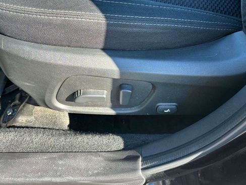 Used 2018 Subaru Forester 2.5i Premium image 17