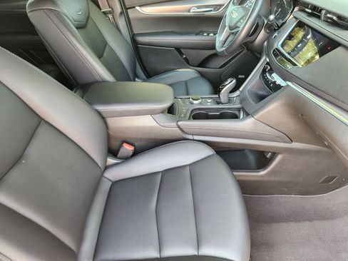 Used 2023 Cadillac XT5 Luxury FWD image 10