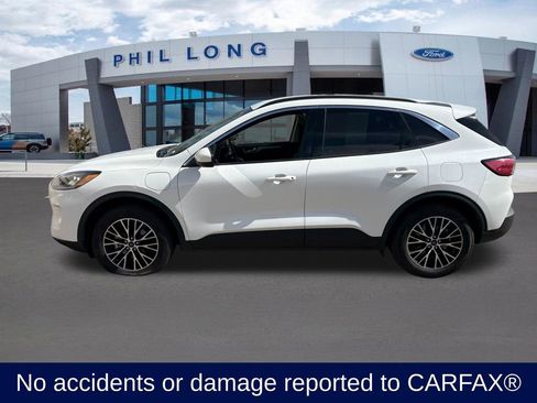 Used 2022 Ford Escape SEL image 2