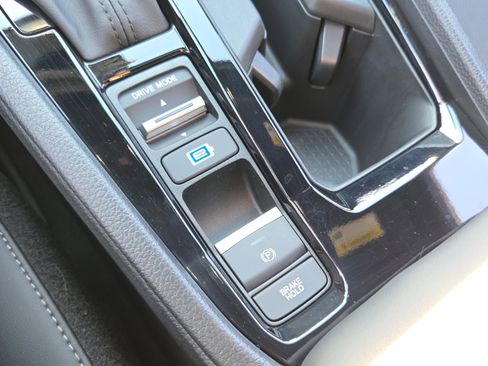 Certified 2025 Honda Accord Sport image 28