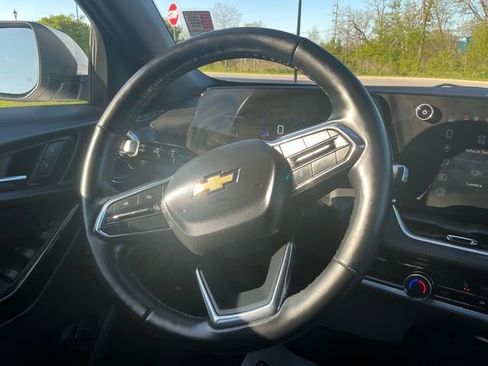 Used 2025 Chevrolet Equinox LT w/ Convenience Package II AWD/4WD image 22
