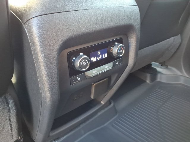 New 2027 Chevrolet Traverse RS w/ LPO, Floor Liner Package AWD/4WD image 26