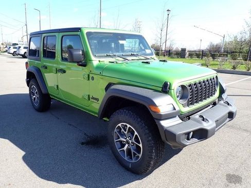 New 2025 Jeep Wrangler Sport S image 9