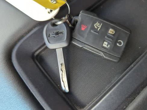 Used 2019 Chevrolet Tahoe LS AWD/4WD image 33