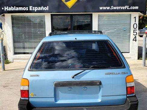 Used 1990 Toyota Corolla Deluxe image 12