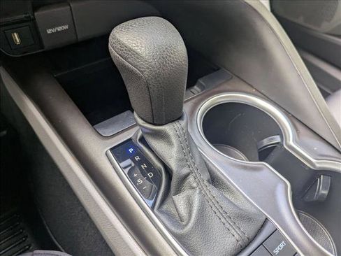 Used 2022 Toyota Camry LE image 12