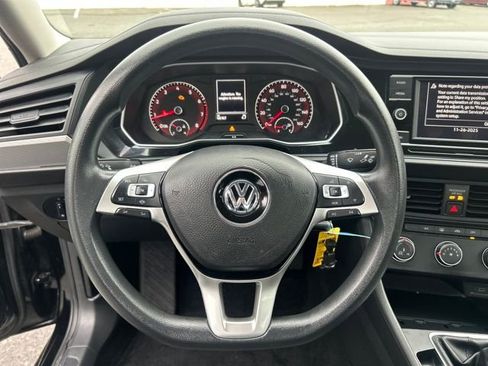 Used 2020 Volkswagen Jetta R-Line image 19