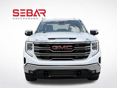 Used 2025 GMC Sierra 1500 SLT AWD/4WD image 7