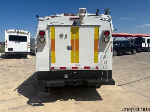Used 2015 Chevrolet Silverado 3500 W/T image 6