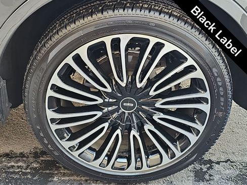 Used 2020 Lincoln Aviator Black Label w/ Class IV Trailer Tow Package AWD/4WD image 12