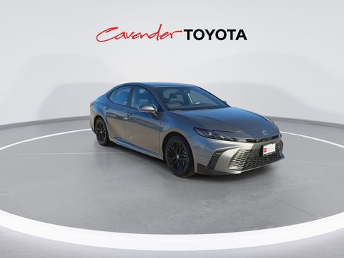 Certified 2026 Toyota Camry SE image 2