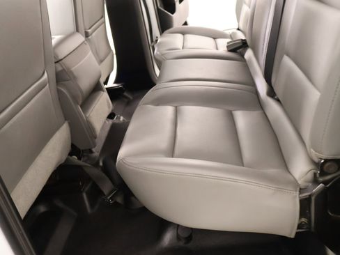 Used 2019 Chevrolet Silverado 2500 W/T RWD image 9