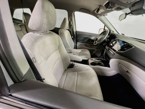Used 2021 Honda Pilot EX image 27