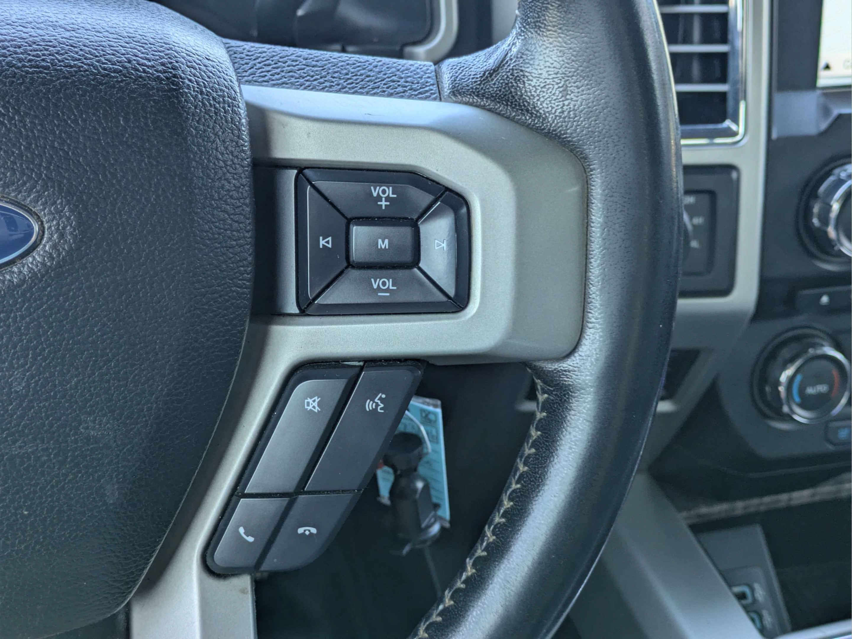 Used 2017 Ford F350 Lariat w/ Tow Technology Bundle AWD/4WD image 25
