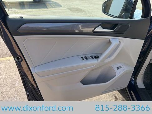 Used 2024 Volkswagen Tiguan SE image 23