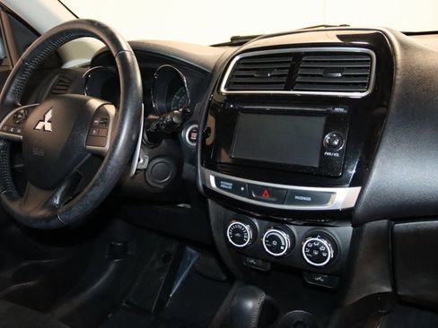 Used 2015 Mitsubishi Outlander Sport SE image 50