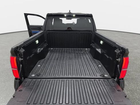 Certified 2024 Toyota Tacoma TRD Off-Road AWD/4WD image 31