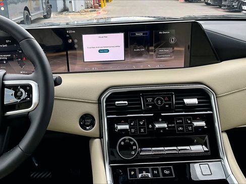 New 2026 Nissan Armada Platinum image 6