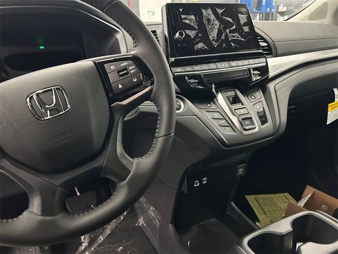 New 2026 Honda Odyssey EX-L image 11