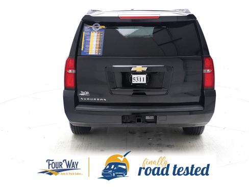 Used 2018 Chevrolet Suburban LS w/ Skid Plate Package image 5