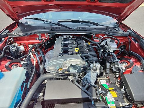 Used 2019 MAZDA MX-5 Miata RF Grand Touring RWD image 11