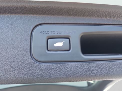 Certified 2024 Honda Odyssey Elite image 18