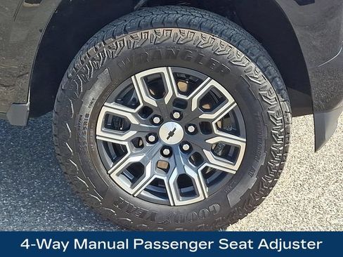 Used 2026 Chevrolet Colorado Z71 w/ Z71 Convenience Package 2 AWD/4WD image 29