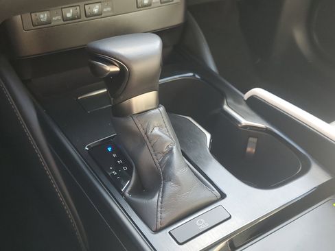 Used 2025 Lexus ES 350 w/ Premium Package image 34