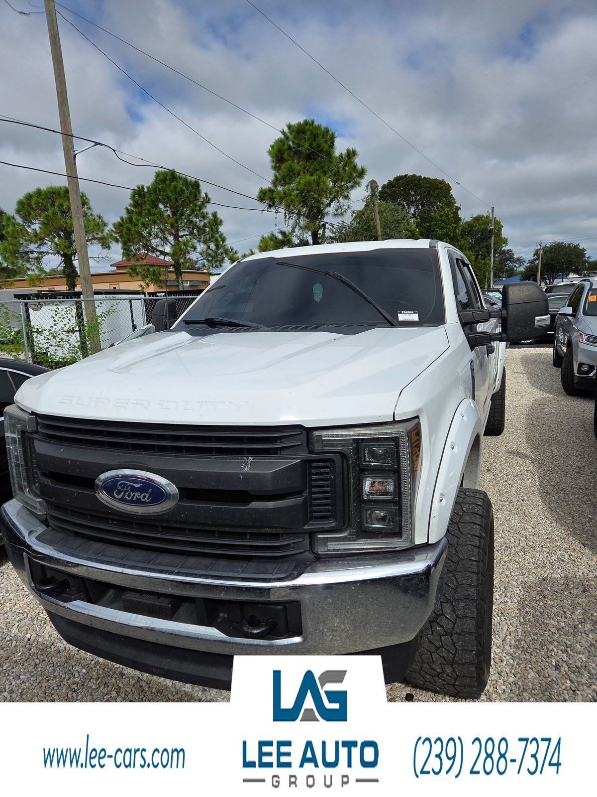 Used 2017 Ford F250 XL w/ Power Equipment Group AWD/4WD image 4