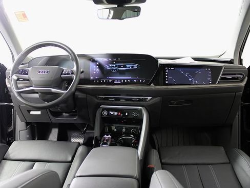 Used 2025 Audi Q5 Prestige AWD/4WD image 13