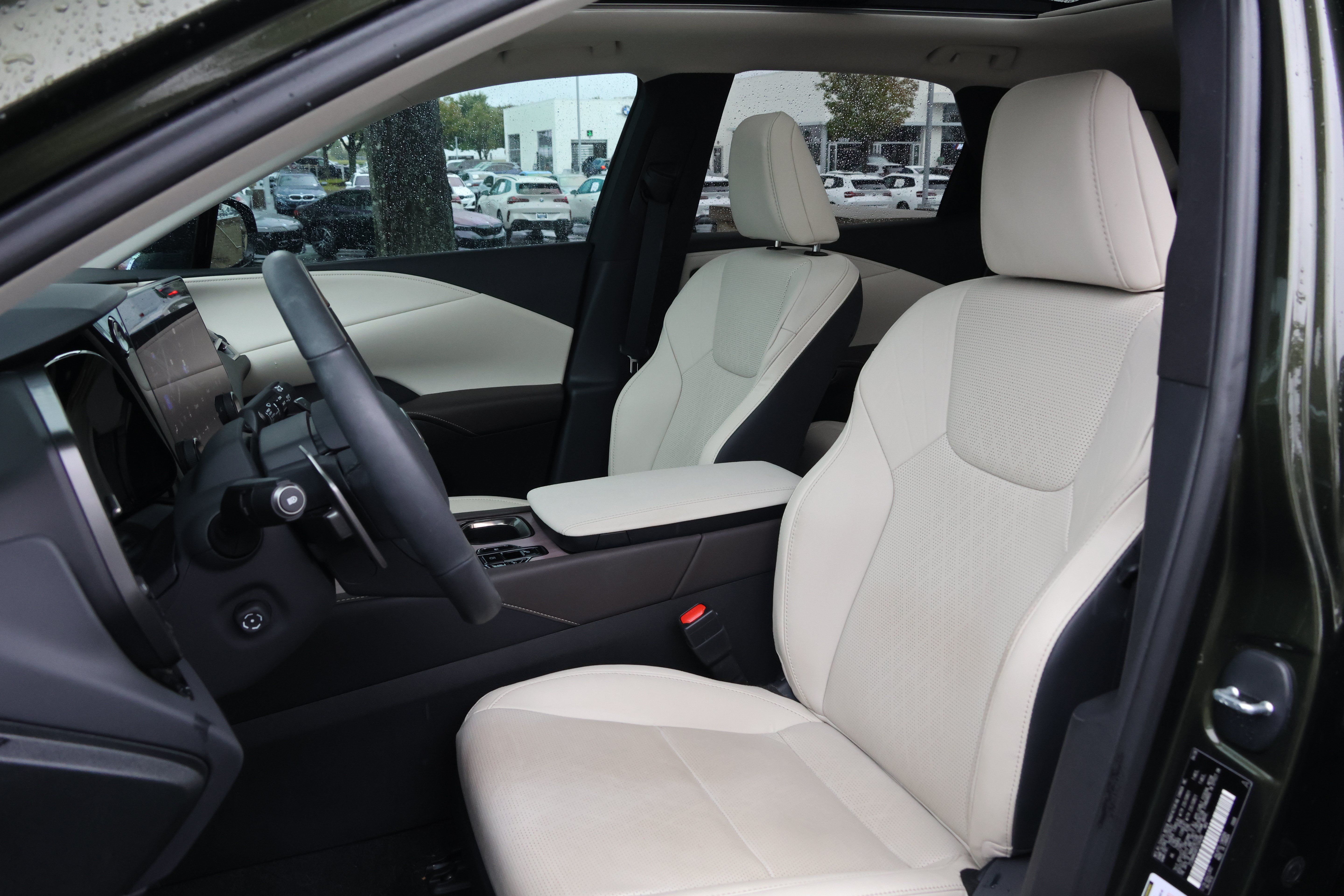 Certified 2026 Lexus RX 350h AWD/4WD image 34