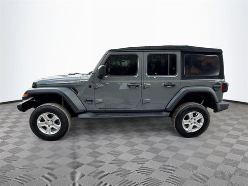 Used 2021 Jeep Wrangler Unlimited Sport S image 9