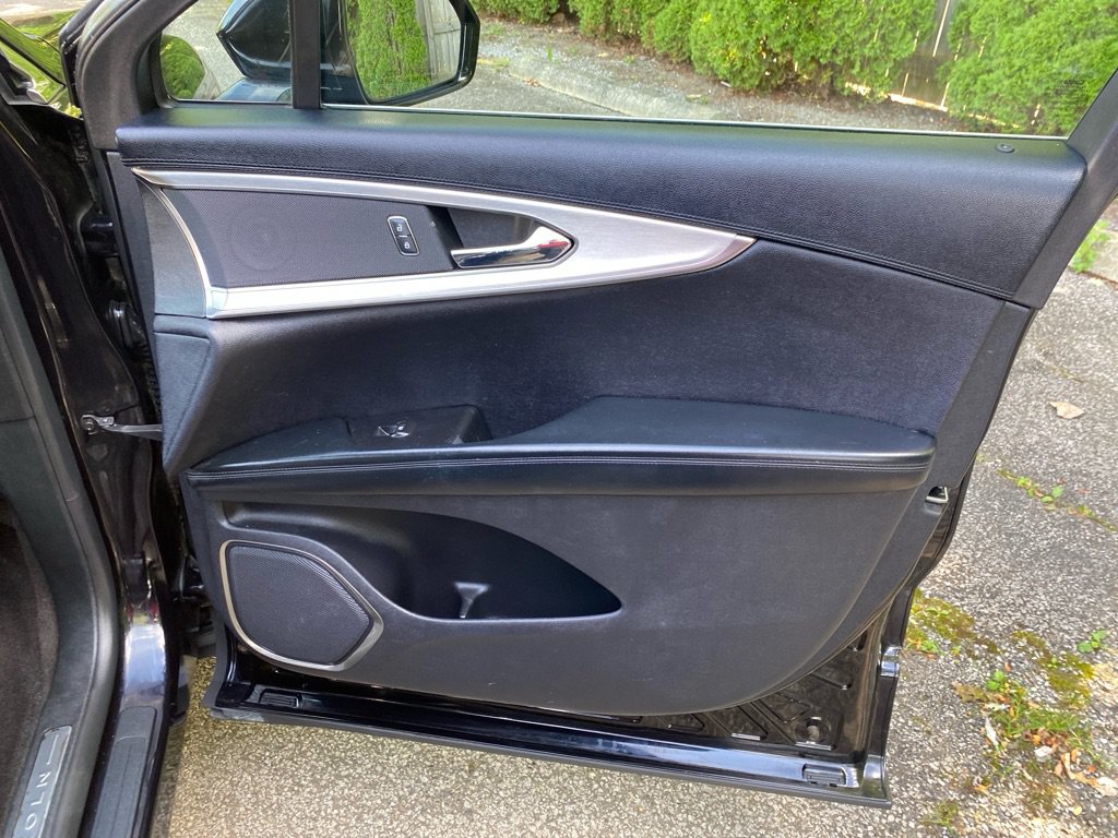 Used 2019 Lincoln Nautilus Premier AWD/4WD image 23