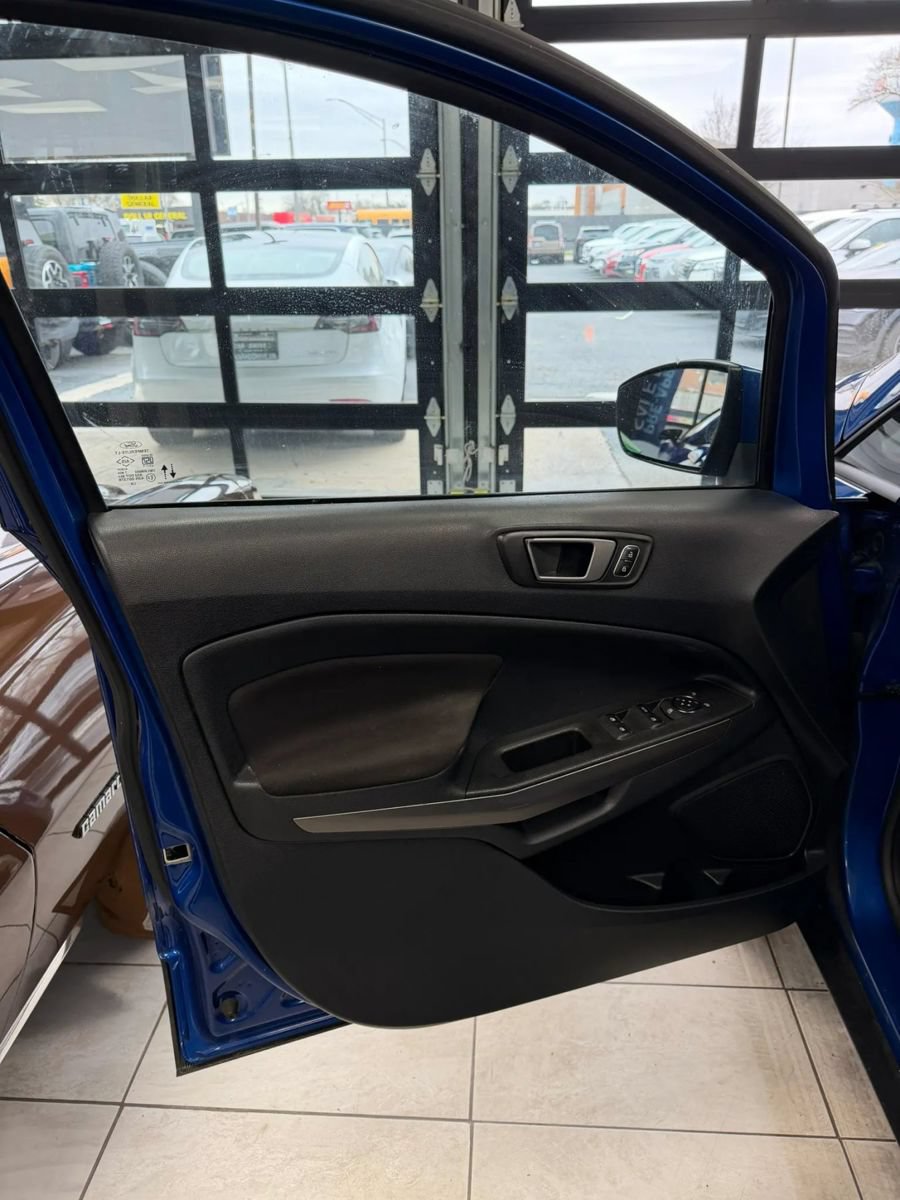 Used 2022 Ford EcoSport SE w/ SE Convenience Package AWD/4WD image 12